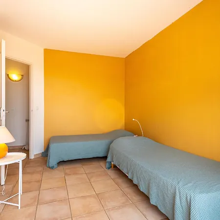 Du Temple By Interhome