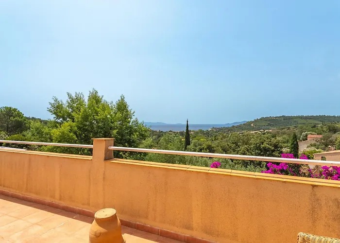 Villa Du Temple By Interhome Le Lavandou