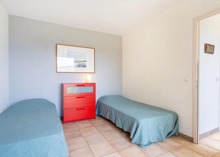 Du Temple By Interhome * Le Lavandou